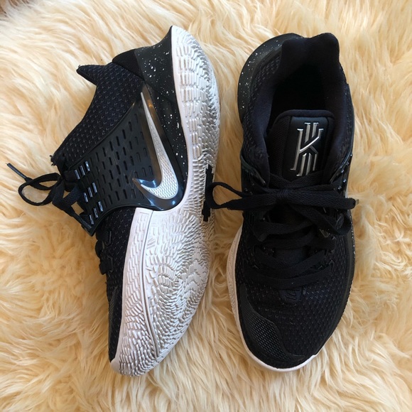 Nike Other - ❗️SALE❗️Nike Mens kyrie 2 Low sneakers